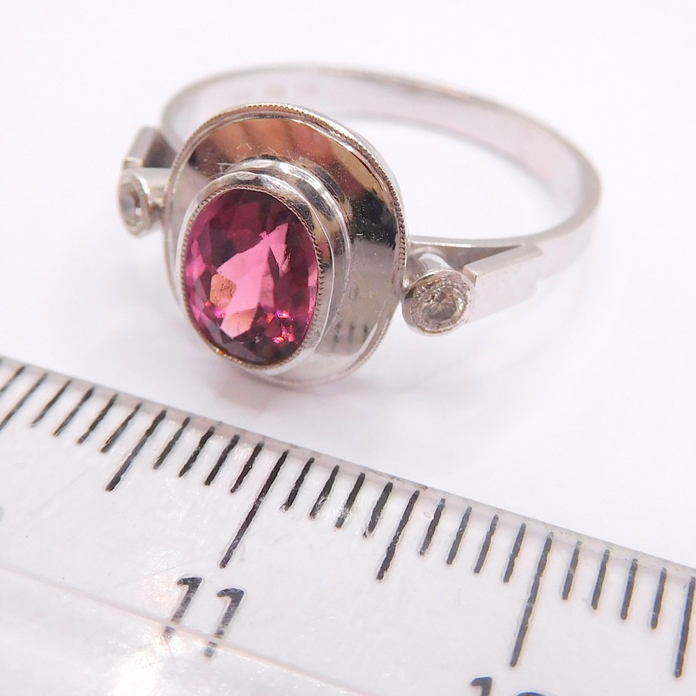 Klenoty Budín Diamantový prsten z bílého zlata s TURMALÍNEM (1,067ct) a přírodními DIAMANTY J-18630  SKLADEM