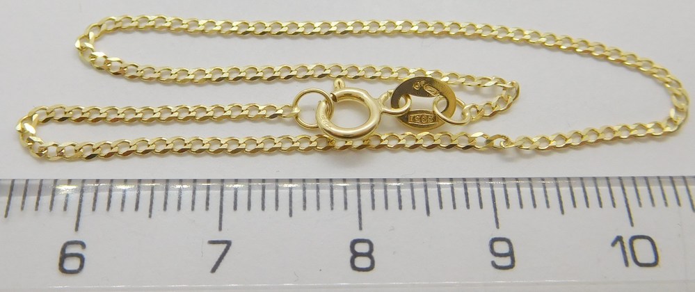 Klenoty Budín Pevný zlatý náramek  PANCER 18cm 585/1,09gr HK7148