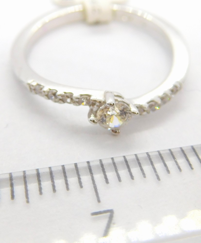 Klenoty Budín Zlatý zásnubní prsten z bílého zlata se zirkony 585/1,42gr vel. 47 6660304