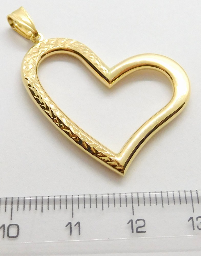 Klenoty Budín Obrovský zlatý gravírovaný přívěsek - srdce ze žlutého zlata 585/1,58gr HK3162