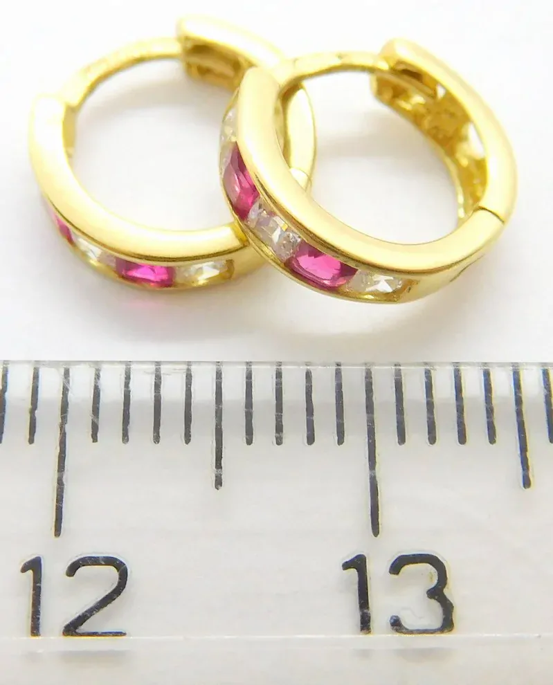 Klenoty Budín Dětské zlaté náušnice kroužky ze žlutého zlata se zirkony a rubíny 585/1,25gr H343