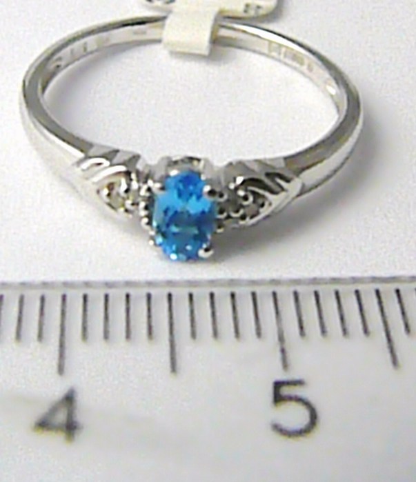 Klenoty Budín Zásnubní diamantový prsten s blue topaz 0,30ct, 6ks diamantů vel.57 3860450