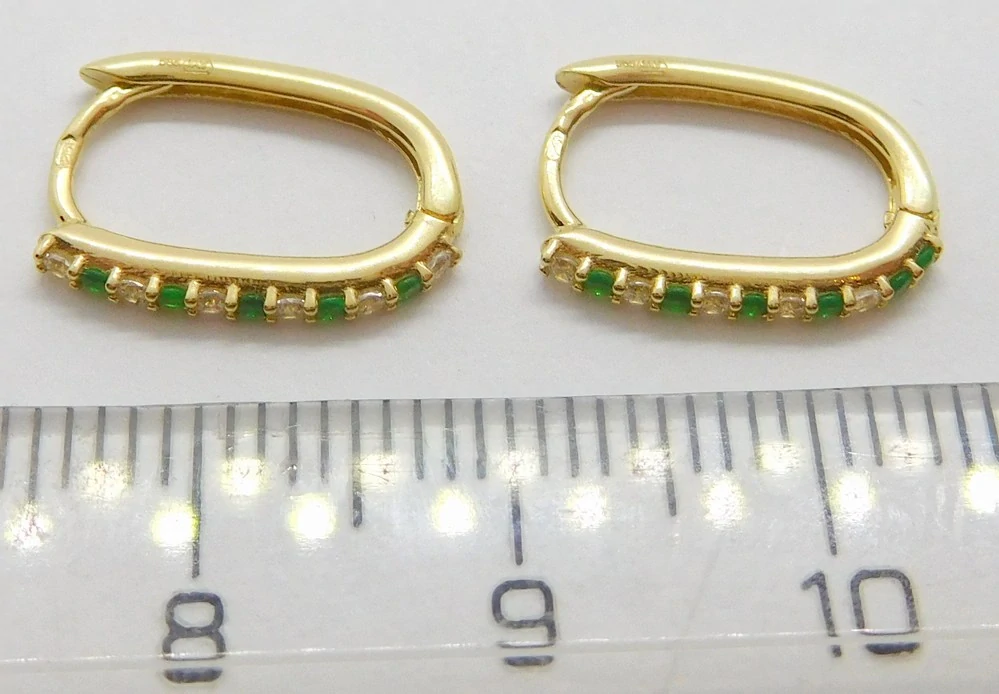Klenoty Budín Dámské zlaté kruhové náušnice se smaragdy 585/1,21gr ZE0688XJ81-2100