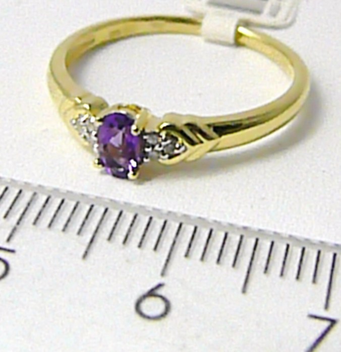 Klenoty Budín Diamantový zlatý prsten s pravým ametystem 585/2,10 gr vel.56 3810455