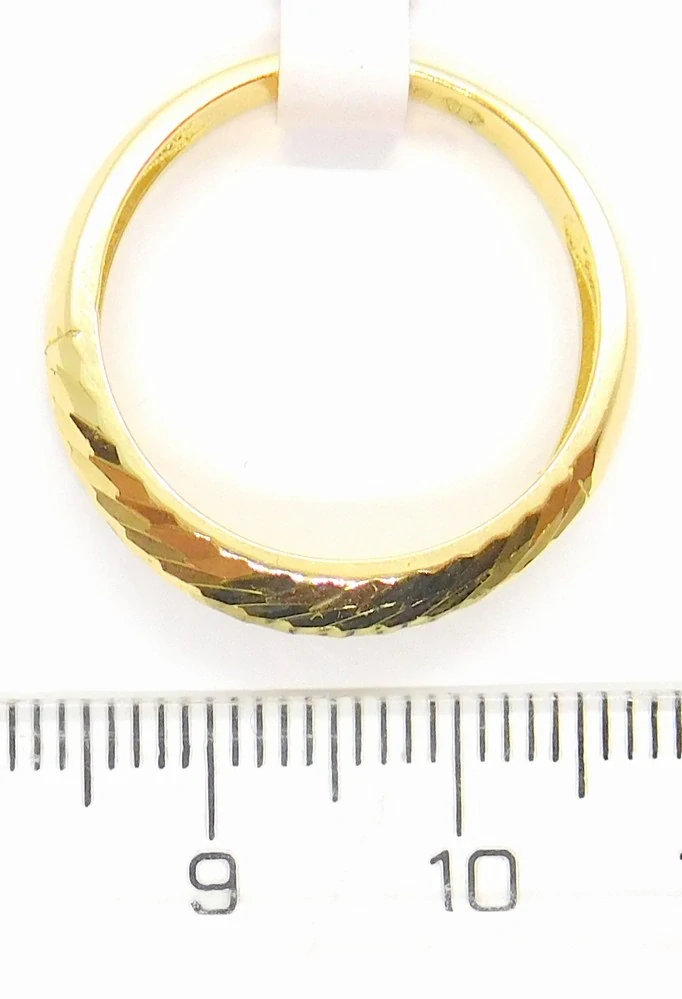 Klenoty Budín Mohutný dámský zlatý prsten s gravírováním 585/2,33gr vel. 60 HK1190