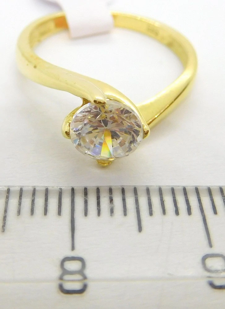 Klenoty Budín Zásnubní dámský zlatý prsten 585/2,15gr vel. 50 HK1231