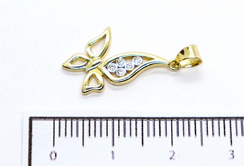 Klenoty Budín - Zlatý přívěsek ze žlutého zlata se zirkony motýlek 585/1,09gr HK3236