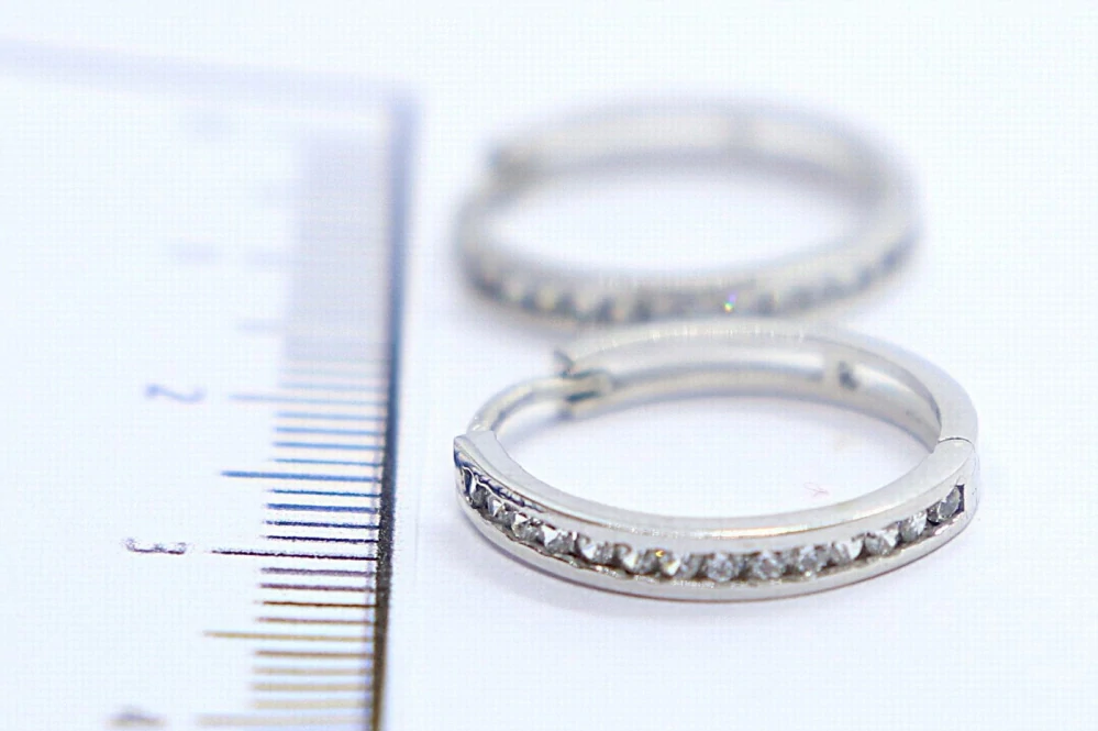 Klenoty Budín Dámské zlaté kruhové náušnice se zirkony z bílého zlata 585/1,50gr HK2410