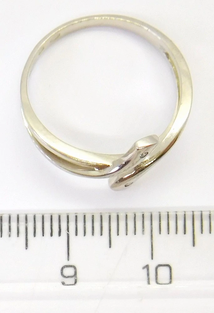 Klenoty Budín Dámský diamantový prsten z bílého zlata s diamanty vel. 54 0,016CT 585/1,92gr B0129