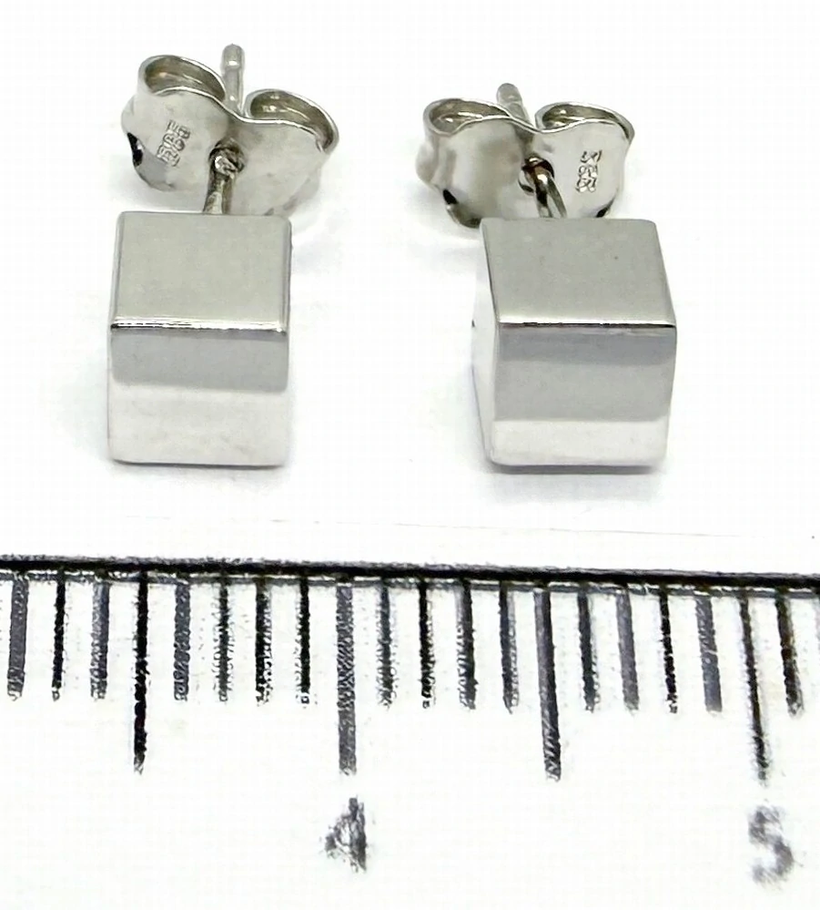 Klenoty Budín Dámské peckové zlaté náušnice z bílého zlata kostičky ryz. 585/1,16gr HK2434