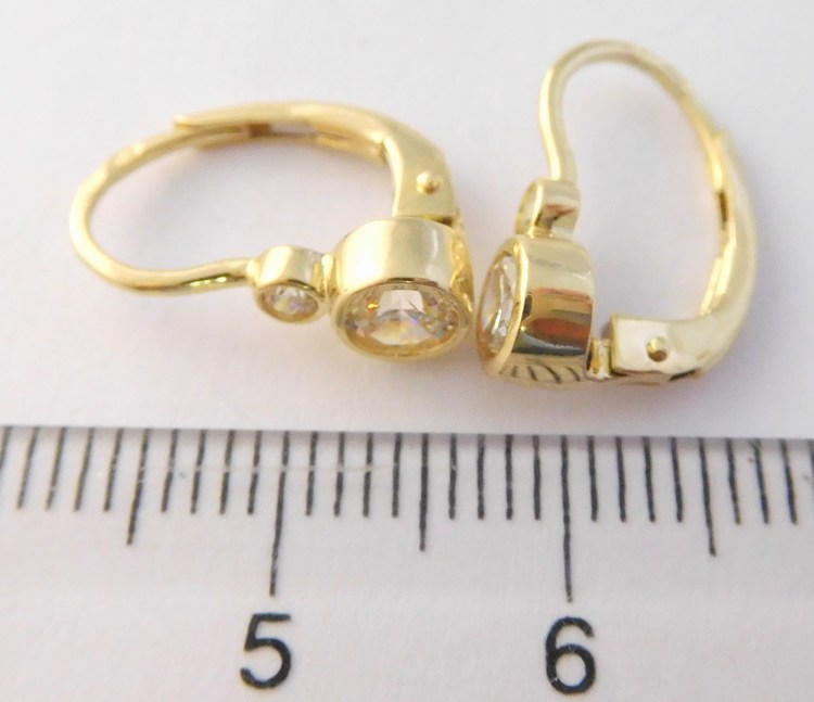 Klenoty Budín Dámské zlaté náušnice na klasické zapínání LUCKY 585/2,02gr HK2382