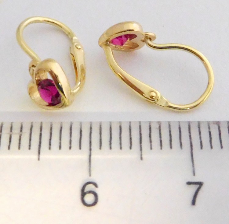 Klenoty Budín Zlaté dětské srdíčkové náušnice s červenými rubíny 585/1,05gr 4030003