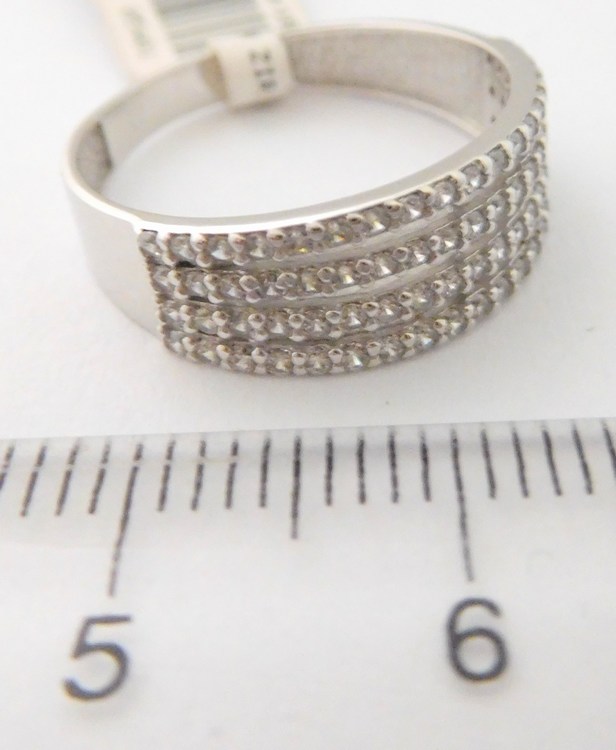 Klenoty Budín Mohutný prsten z bílého zlata posetý mnoha zirkony 585/2,37gr vel. 54 1160741