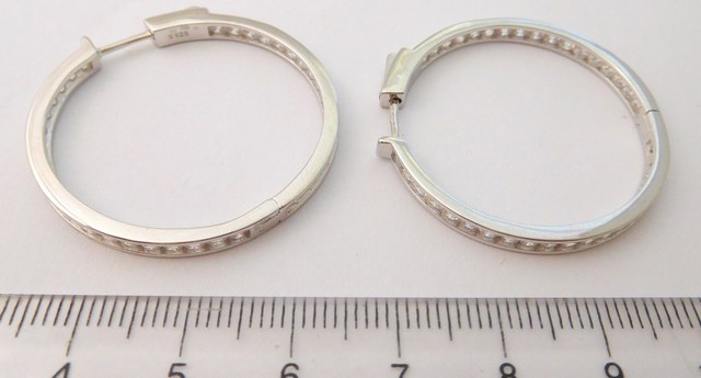 Stříbrné rhodiované kruhy s jednou řadou zirkonů průměr - 3,5cm/35mm 925/1000 03092230001