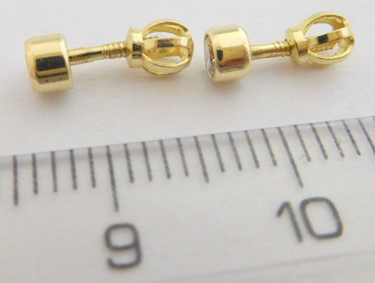 Klenoty Budín Zlaté pecičky se zirkony se zapínáním na šroubek 585/1,33gr HK2378