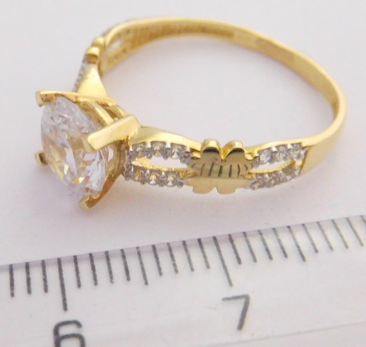 Klenoty Budín Krásný mohutný zásnubní zlatý prsten se zirkonem 585/1,97gr vel. 55 HK1039