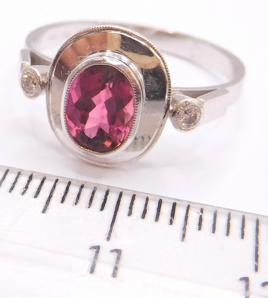 Klenoty Budín Diamantový prsten z bílého zlata s TURMALÍNEM (1,067ct) a přírodními DIAMANTY J-18630  SKLADEM