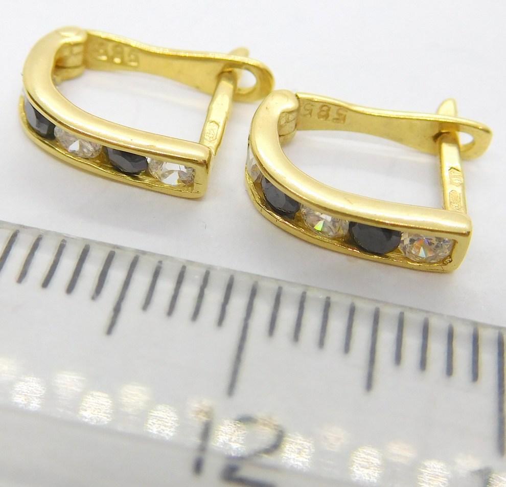 Klenoty Budín Zlaté Dětské dívčí náušnice s černými zirkony  čtvrtkroužky 585/1,07gr H217