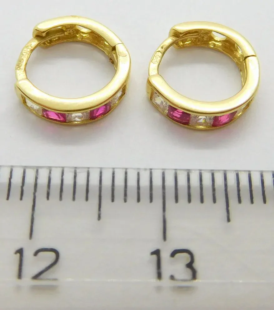 Klenoty Budín Dětské zlaté náušnice kroužky ze žlutého zlata se zirkony a rubíny 585/1,25gr H343