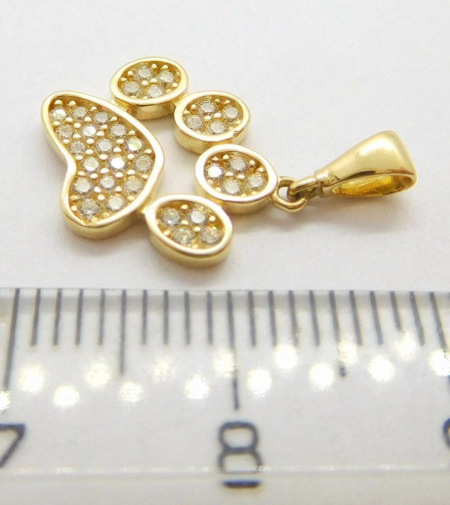 Klenoty Budín Dámský zlatý přívěsek se zirkony TLAPKA se zirkony 585/1,32gr HK3211