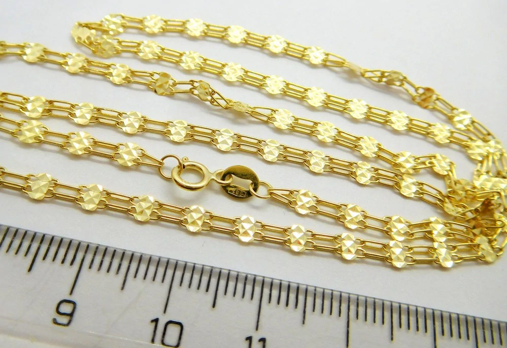 Klenoty Budín Dámský gravírovaný zlatý řetízek destičky 585/2,90gr 50cm HK6198