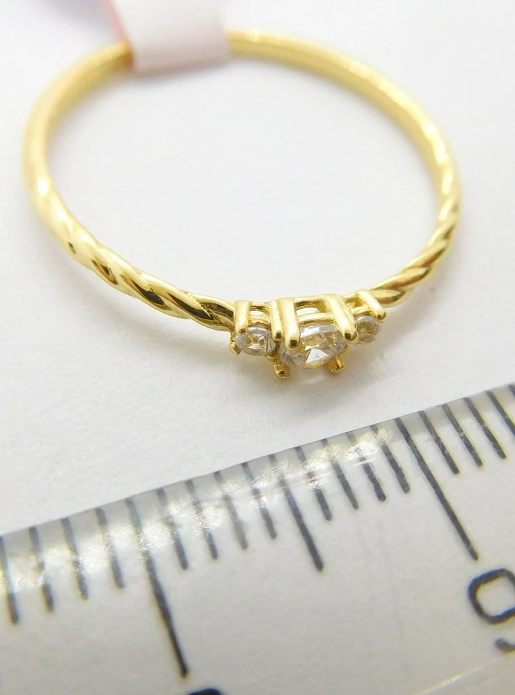 Klenoty Budín Zásnubní dámský zlatý prsten se zirkony 585/0,80gr vel. 54 HK1213