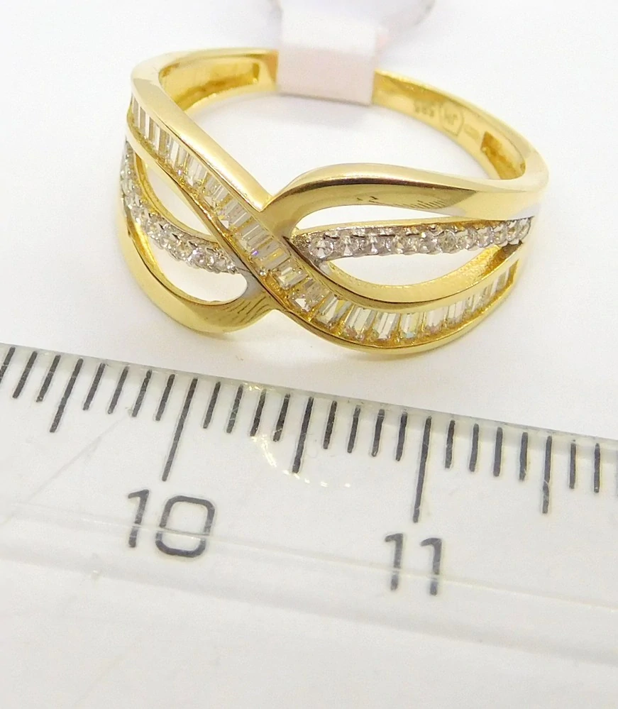 Klenoty Budín Mohutný dámský zlatý prsten se zirkony 585/2,30gr vel. 55 HK1202