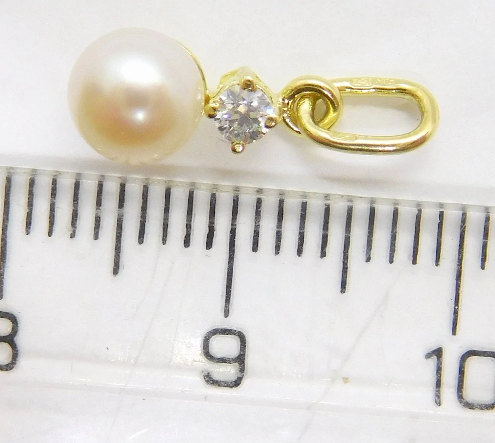 Klenoty Budín Zlatý přívěsek s bílou perlou a zirkonem 585/0,65gr 245040064