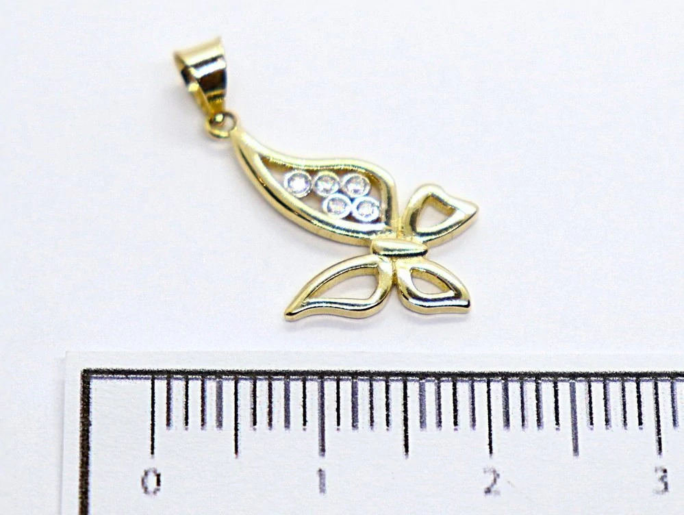 Klenoty Budín - Zlatý přívěsek ze žlutého zlata se zirkony motýlek 585/1,09gr HK3236