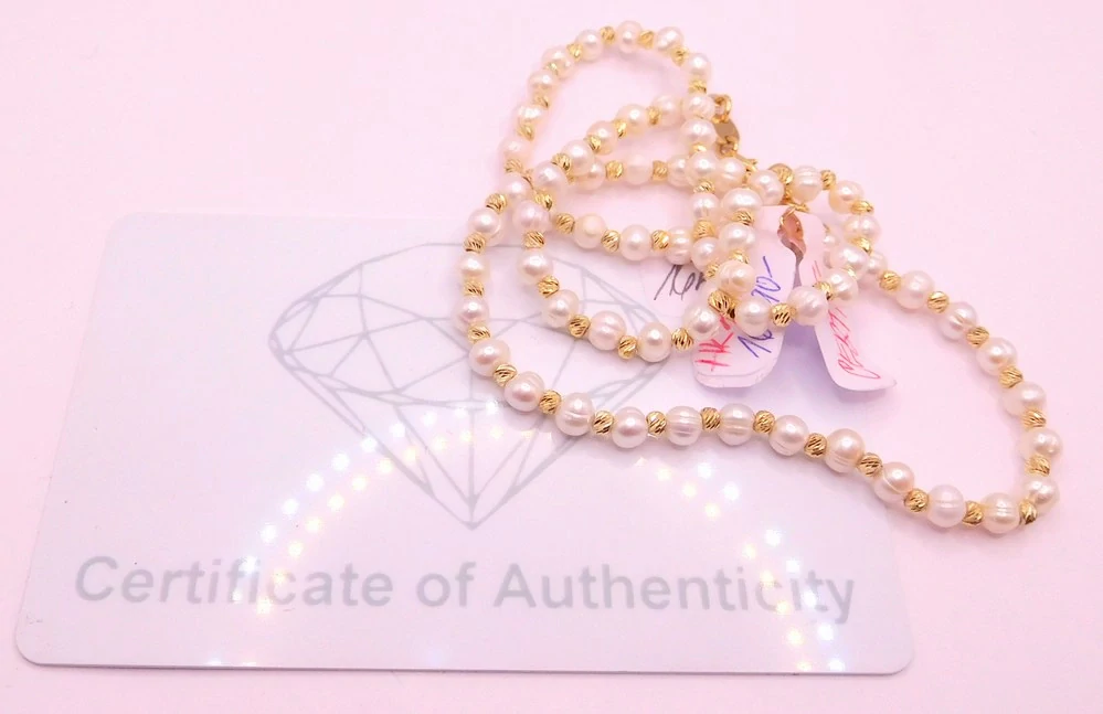 Klenoty Budín Dámský zlatý perlový náhrdelník ze žlutého zlata s perlami 585/3,29gr 42+3cm HK4074