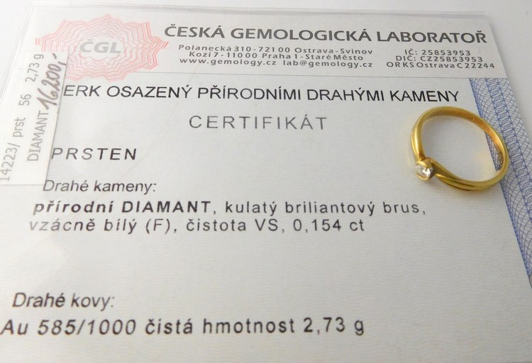 Klenoty Budín Zlatý zásnubní diamantový prsten s diamantem 0,154CT vel. 56 585/2,73gr J-14223-