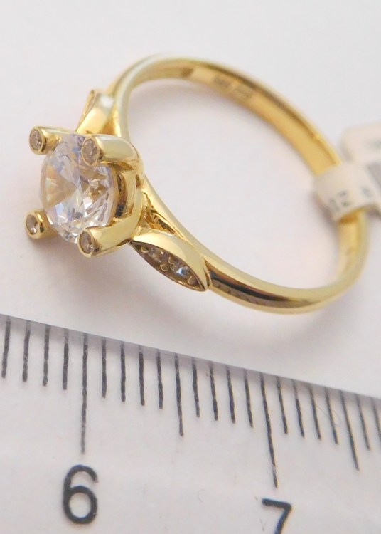 Klenoty Budín Mohutný zásnubní zlatý prsten ze žlutého zlata s velkým zirkonem 585/2,05gr vel. 50 1216085