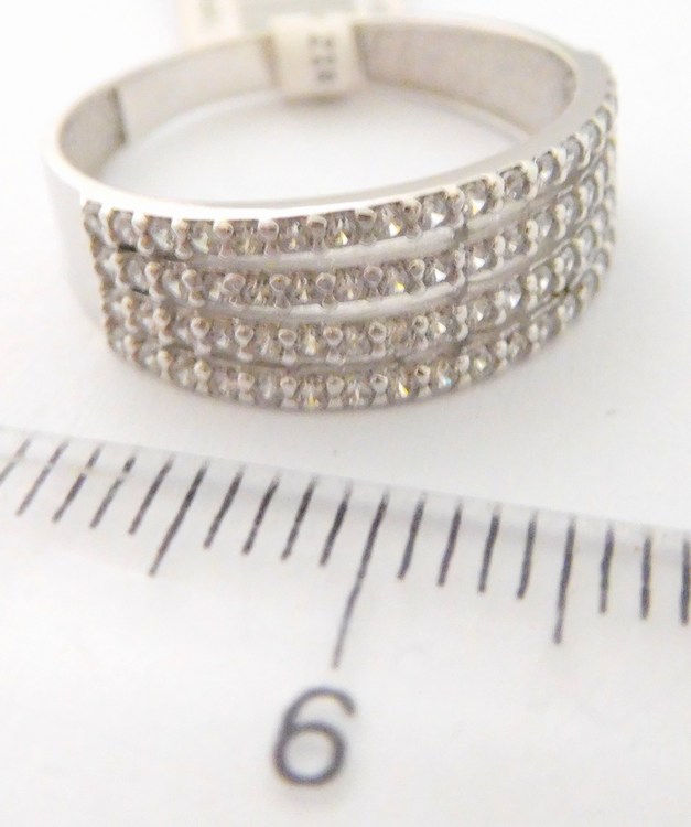 Klenoty Budín Mohutný prsten z bílého zlata posetý mnoha zirkony 585/2,37gr vel. 54 1160741