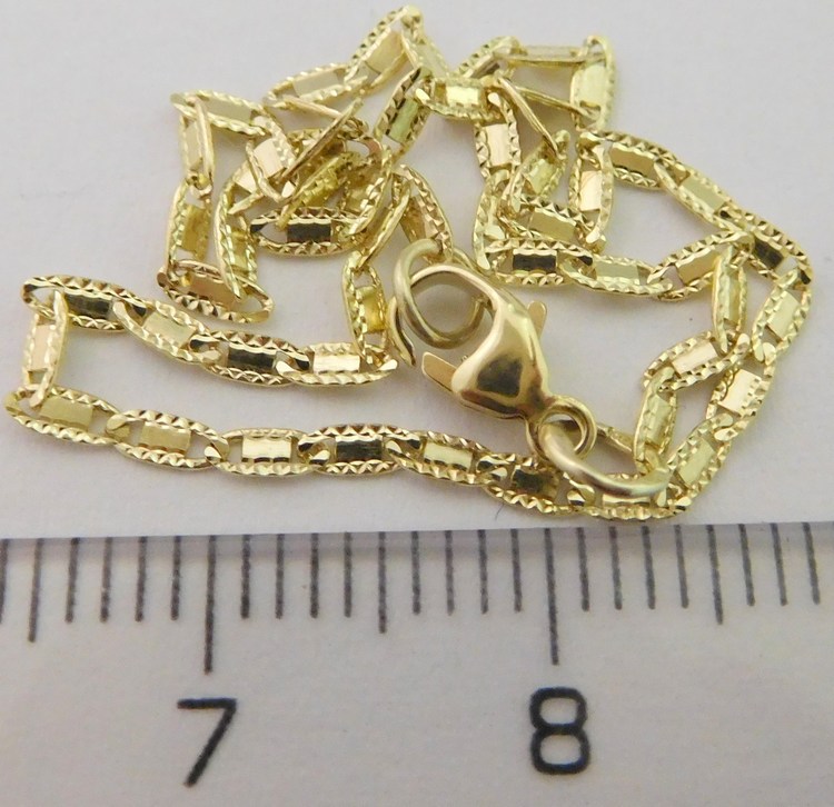 Klenoty Budín Zlatý gravírovaný náramek ze žlutého zlata 585/1,15gr 18cm 3040202