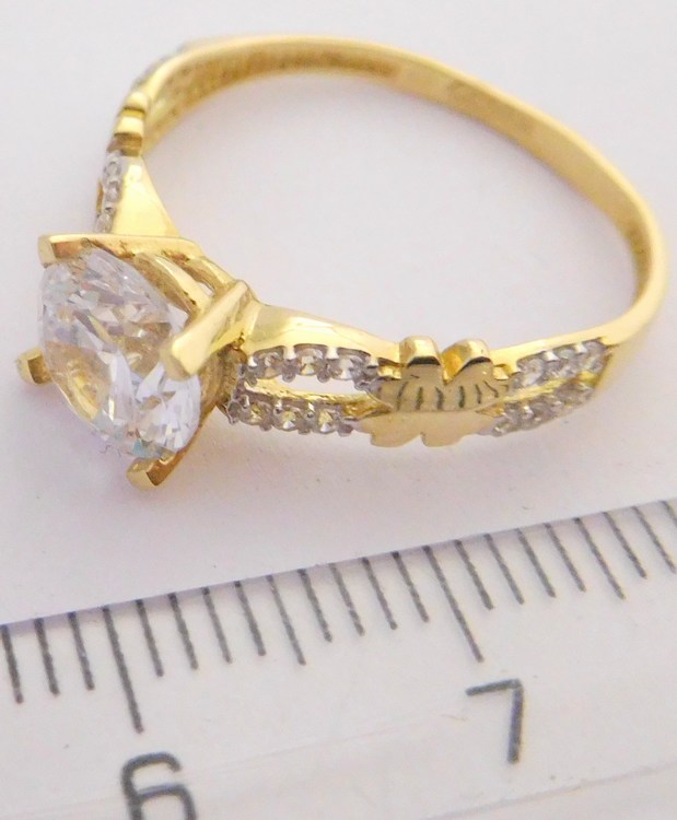 Klenoty Budín Krásný mohutný zásnubní zlatý prsten se zirkonem 585/1,97gr vel. 55 HK1039