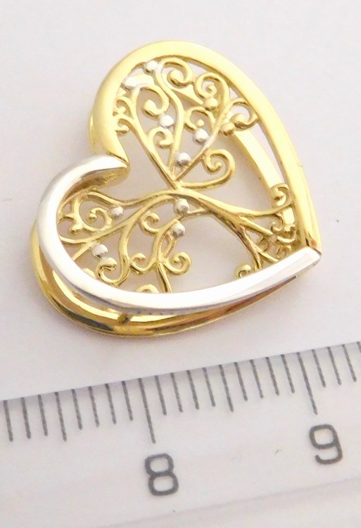 Klenoty Budín Velké gravírované zlaté srdce v kombinaci zlata 585/1,99gr HK3012