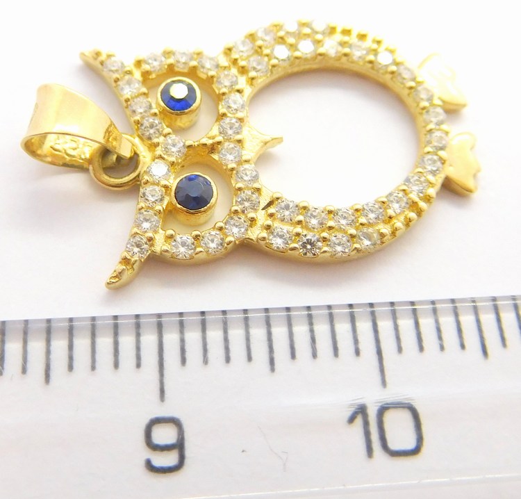 Klenoty Budín Zlatý přívěsek posetý zirkony a modrými safíry - sovička 585/1,65gr HK3020