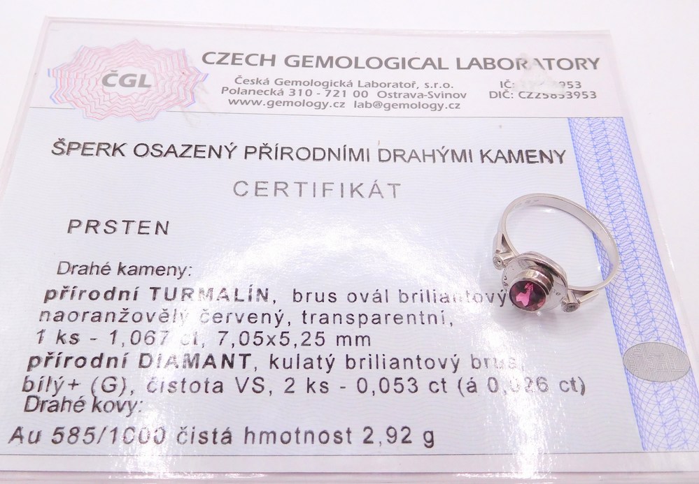 Klenoty Budín Diamantový prsten z bílého zlata s TURMALÍNEM (1,067ct) a přírodními DIAMANTY J-18630  SKLADEM