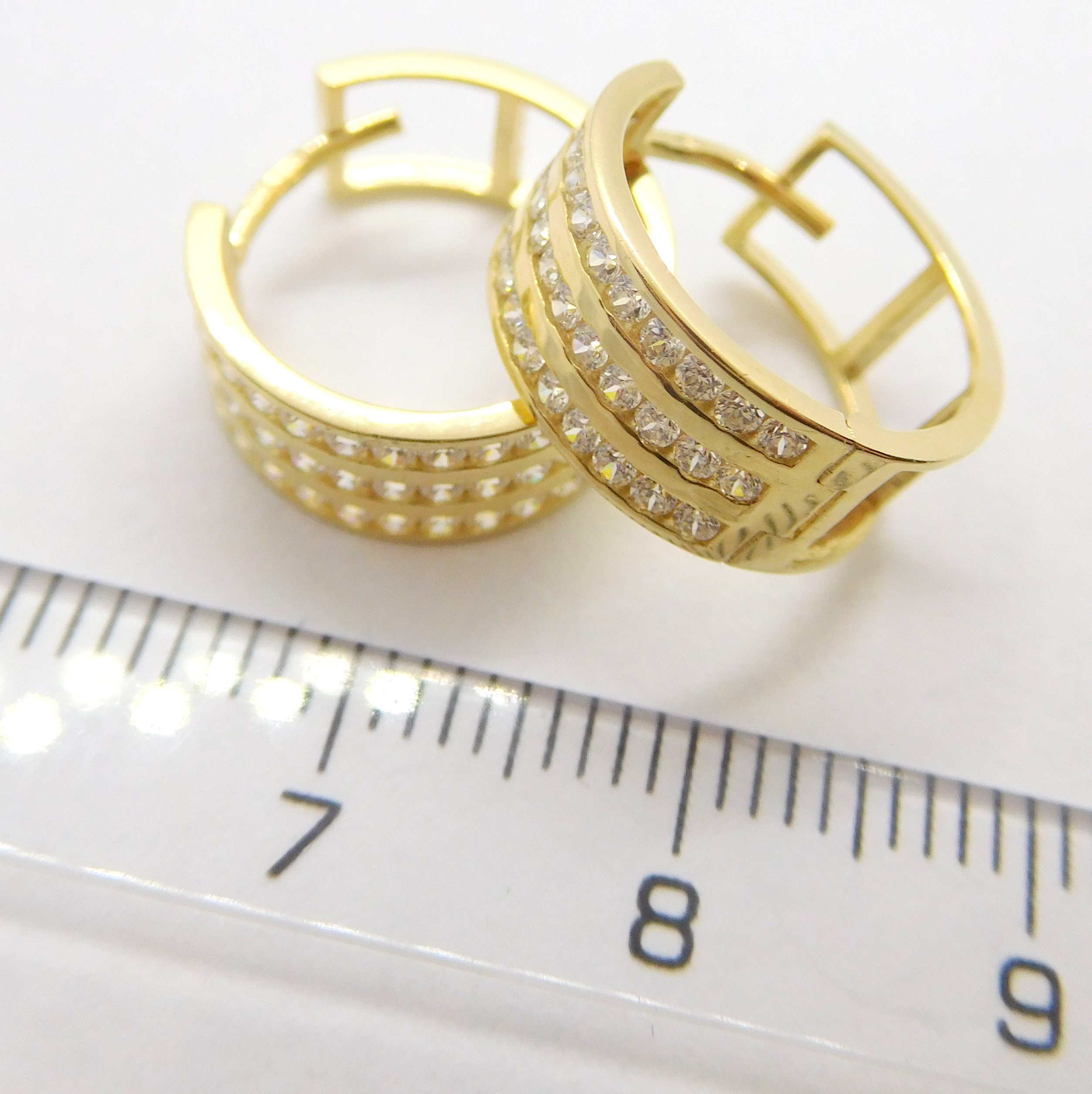 Klenoty Budín Dámské zlaté kruhy se zirkony (celozlaté 3řady) 585/2,91gr HK2023