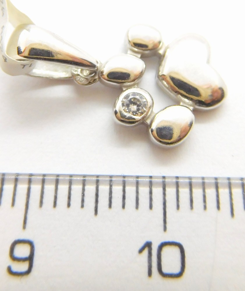 Klenoty Budín Zlatý přívěsek z bílého zlata se zirkonem TLAPKA  585/0,97gr 6670424