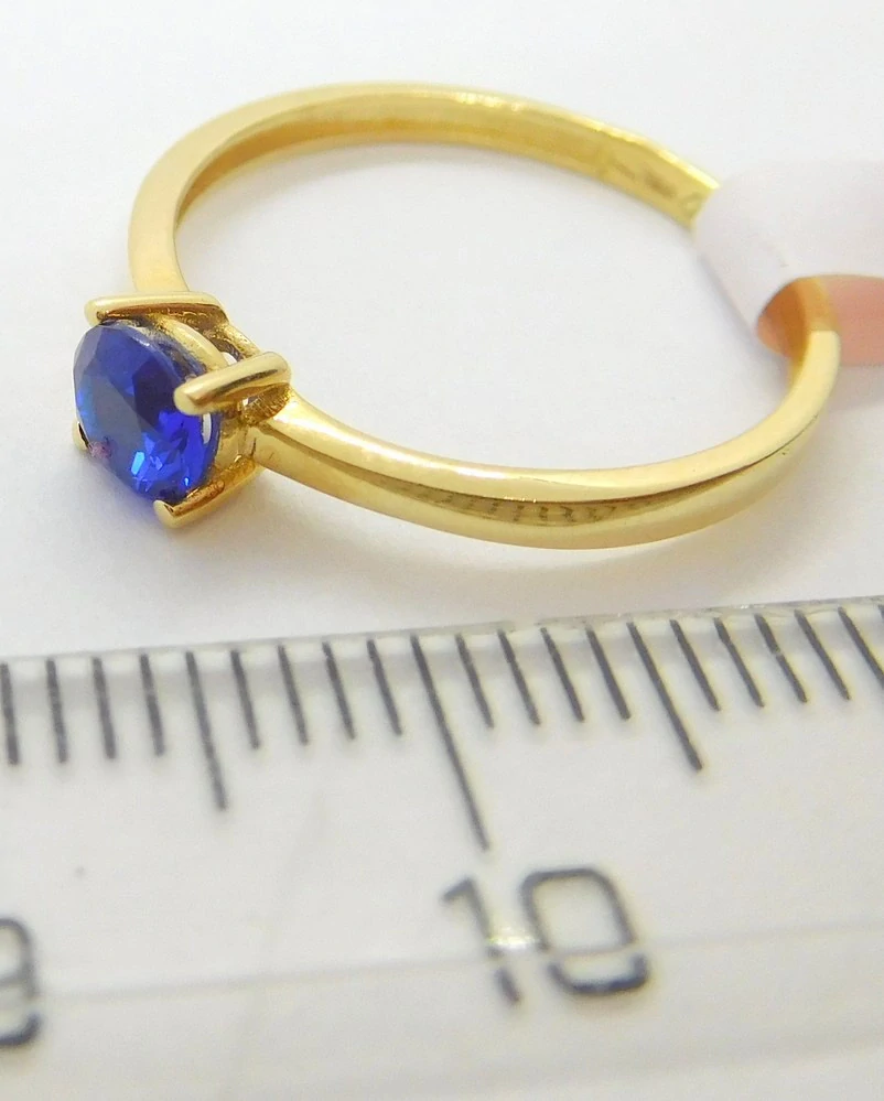 Klenoty Budín Zásnubní dámský zlatý prsten s modrým safírem 585/1,02gr vel. 53 HK1262