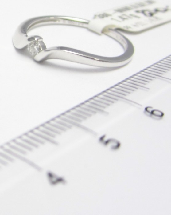 Klenoty Budín Zásnubní diamantový prsten z bílého zlata 0,05ct 3860690  