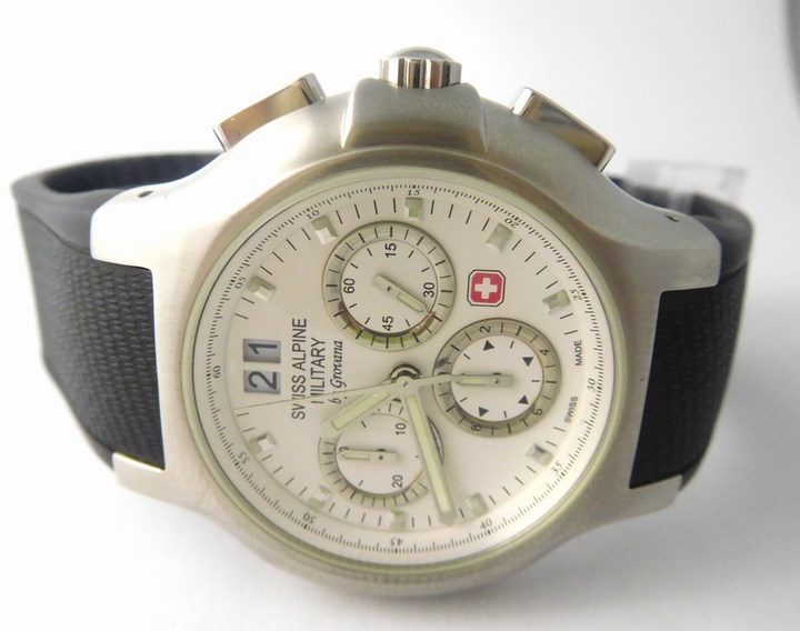 Pánské švýcarské hodinky Swiss Alpine Military by GROVANA 1502.9133 SAM