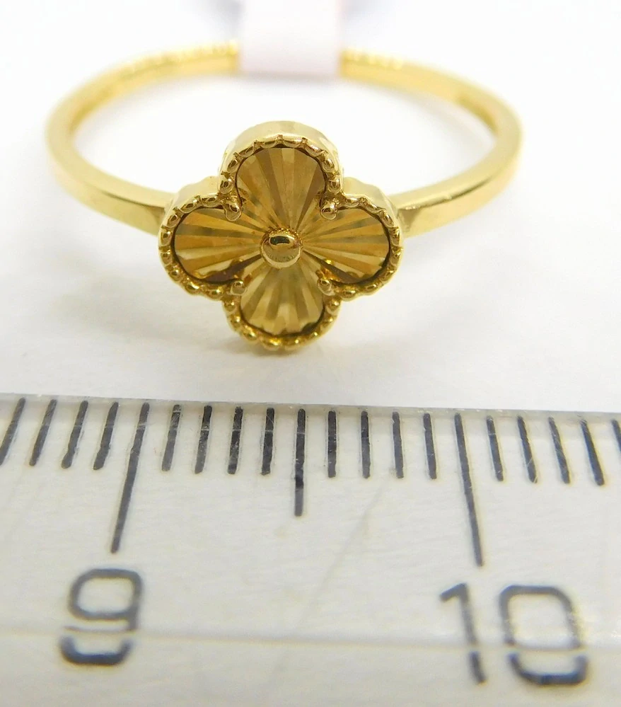 Klenoty Budín Dámský zlatý prsten s gravírováním čtyřlístek pro štěstí  585/1,55gr vel. 56 HK1235