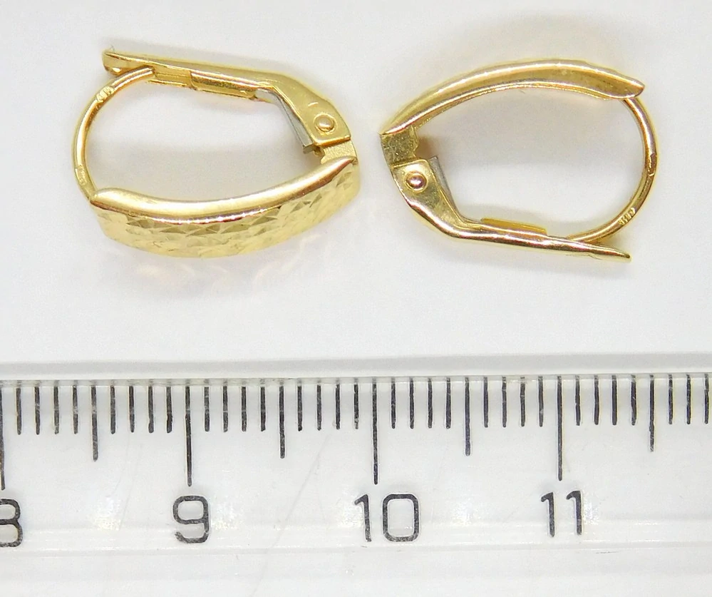 Klenoty Budín Dámské náušnice ze žlutého zlata s gravírováním 585/1,37gr HK2347