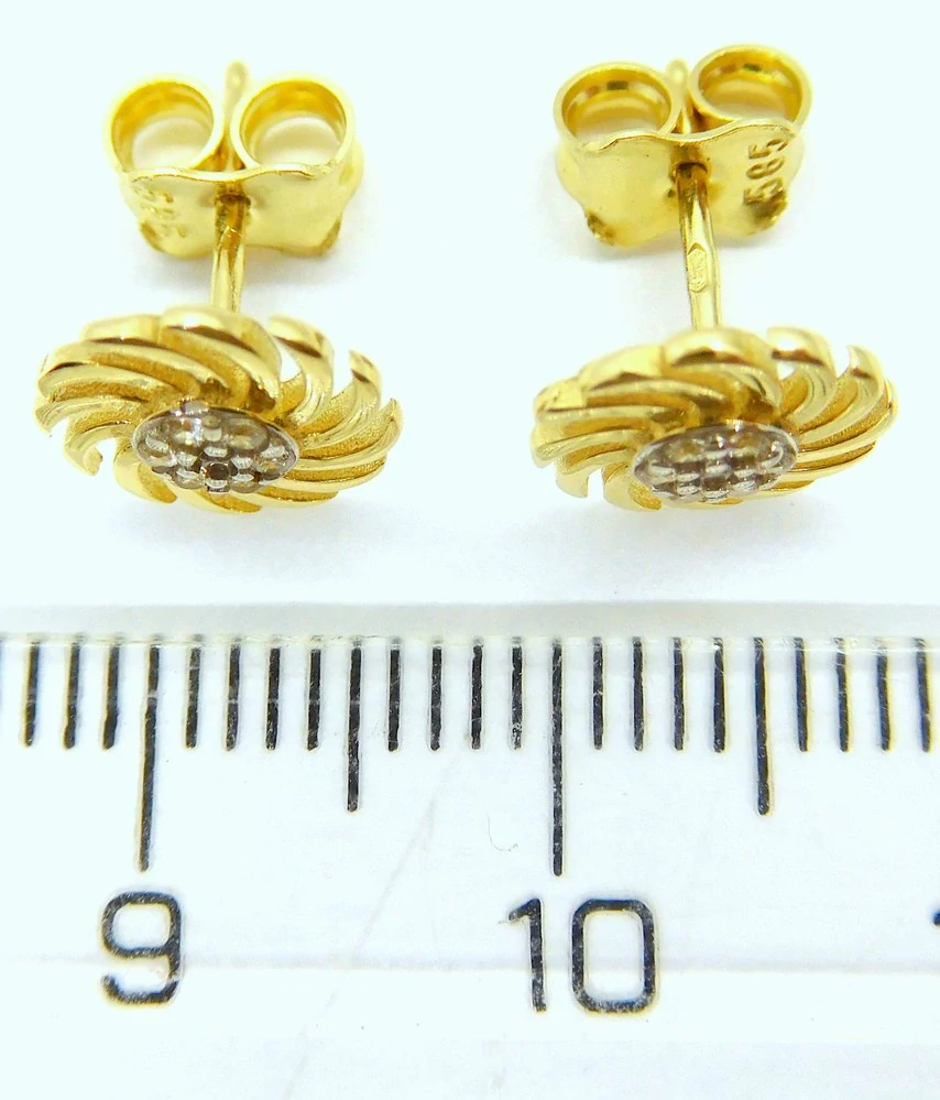 Klenoty Budín Dámské peckové zlaté náušnice na puzetku se zirkony 585/1,34gr HK2358