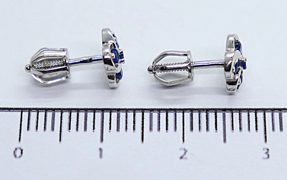 Klenoty Budín Dámské peckové zlaté náušnice na šroubek se safíry z bílého zlata 585/1,56gr HK2363