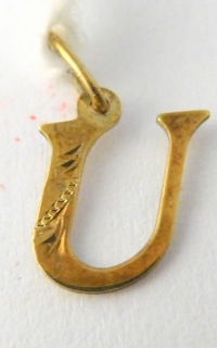 Klenoty Budín Zlatý přívěsek - zlaté gravírované písmenko "U" s jedním zirkonem 585/0,24g F998