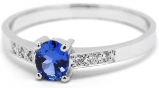 Klenoty Budín Ručně vyrobený prsten z bílého zlata s modrým tanzanitem a diamanty J-28025-17