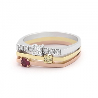 trojího zlata s prsten s rubínem a diamanty J-31520